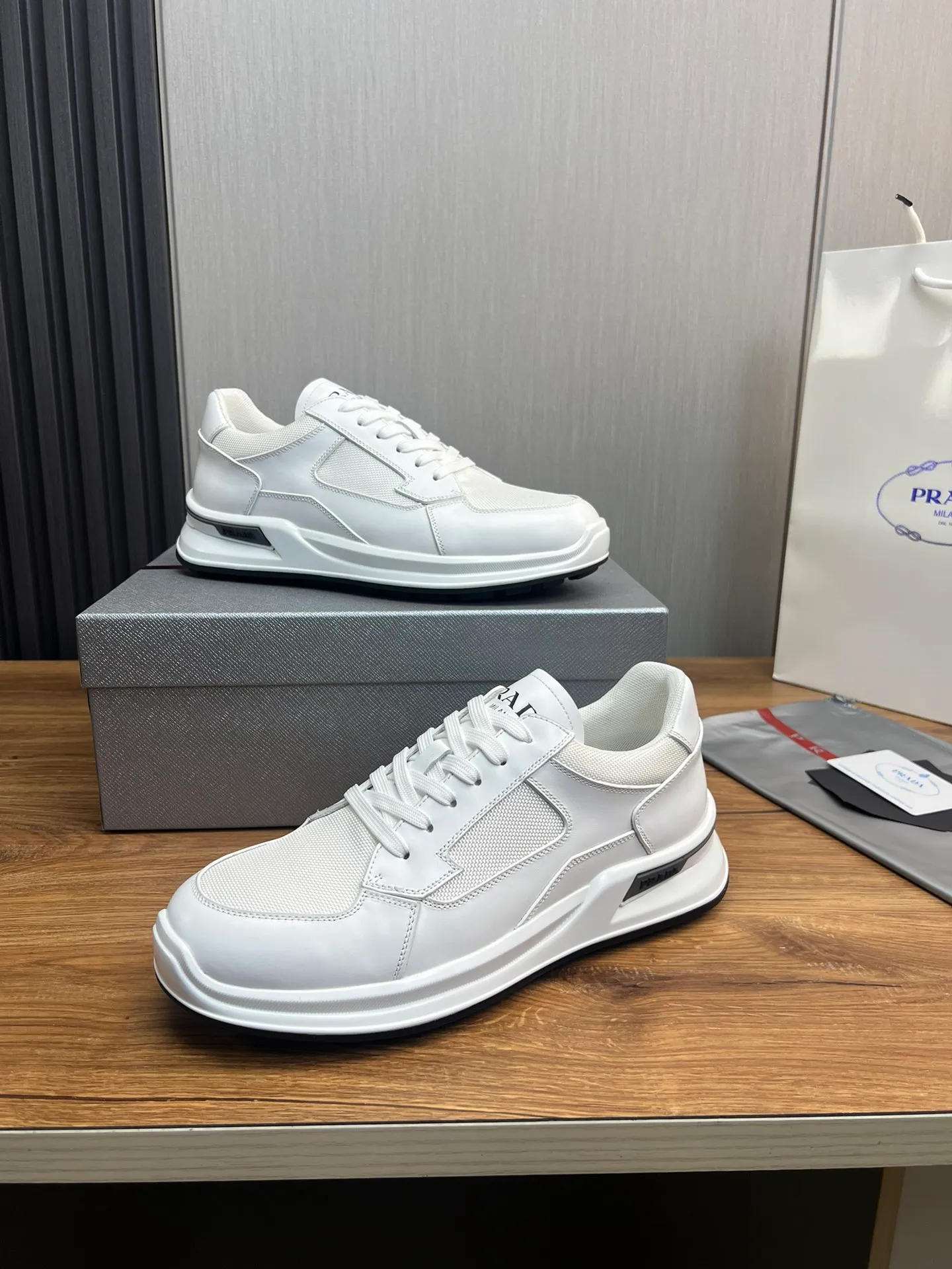 Men's shoes 💰620💰 [PRADA] Men's shoes are popular in the counter, official website is synchronized, 1 high-quality shipment ✔️Original cowhide stitching mesh + cowhide lining, 1🆚1 replica, original original bottom, 38-45 (45 customized, non-refundable)